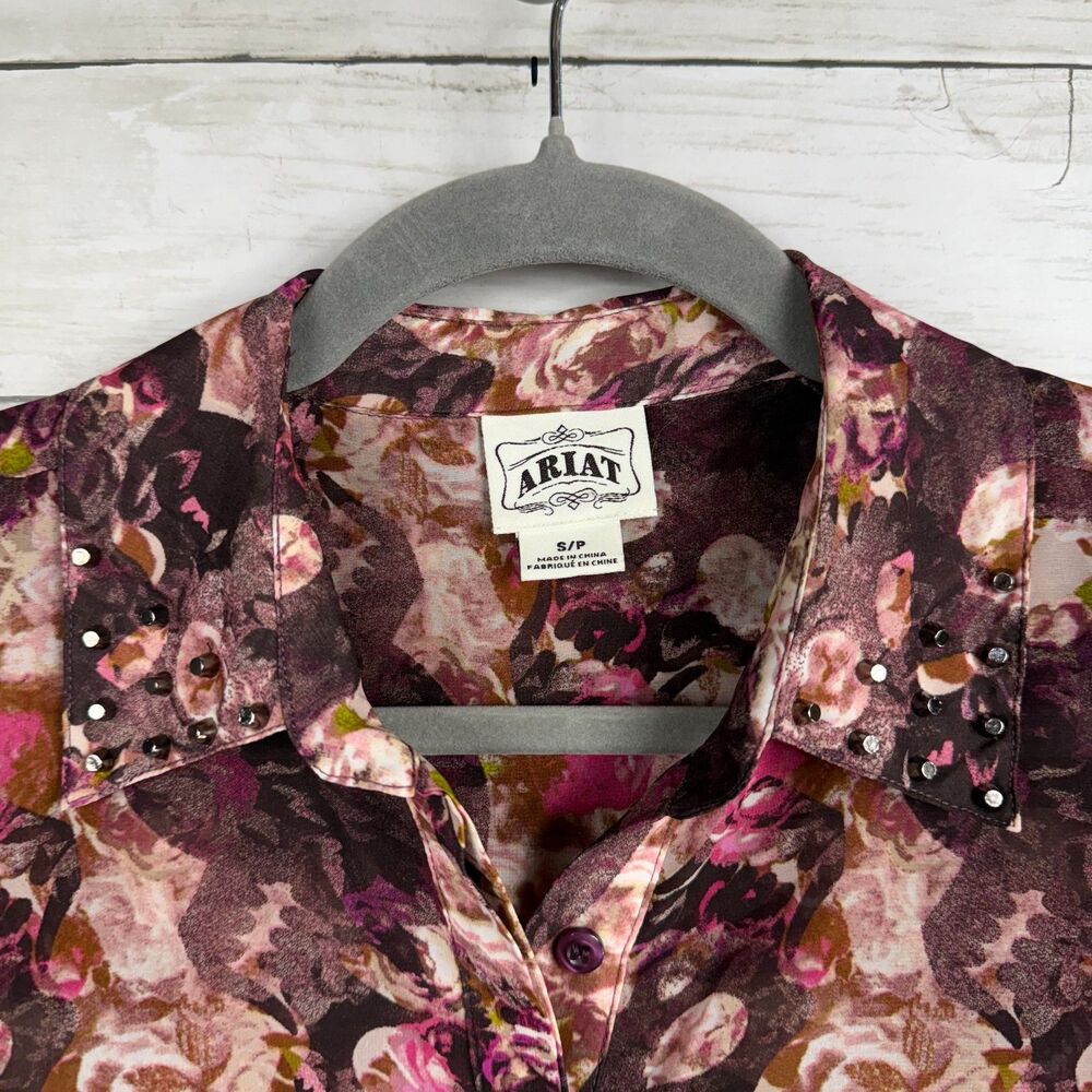 Ariat Floral Studded Pocket 1/2 Button Shirt - Picture 3 of 3